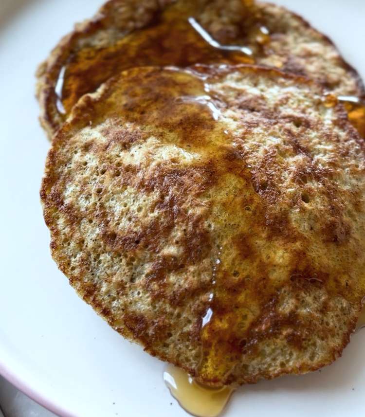 Banana Oat Pancakes